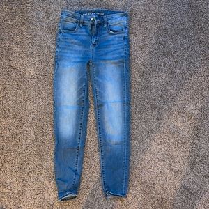 American Eagle High-Rise Jegging